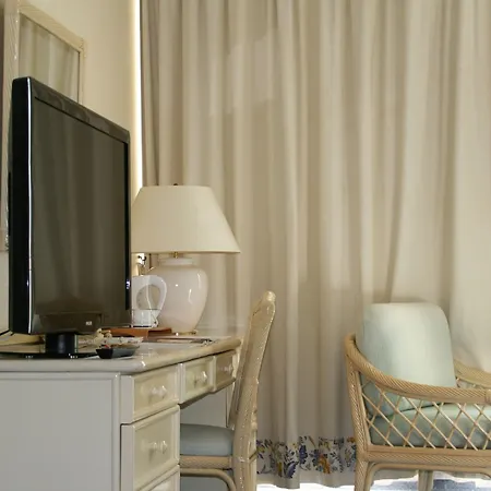 Celestins Thermal & By Vy Otel Vichy