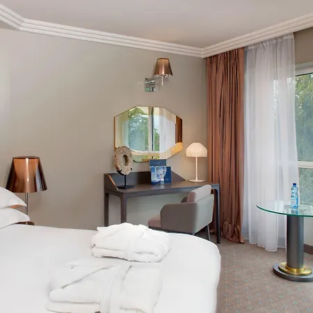 Hotel Celestins Thermal & By Vy Vichy