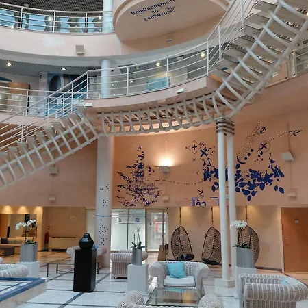 Celestins Thermal & By Vy